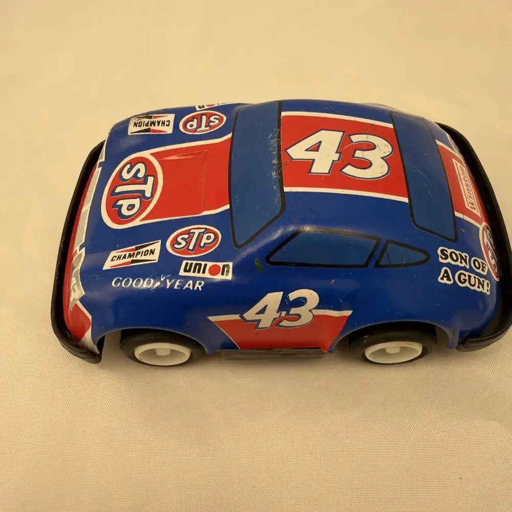 Rare Vintage Richard Petty 43 Tin Toy with Friction Motor Ja-Ru madein Hong Kong